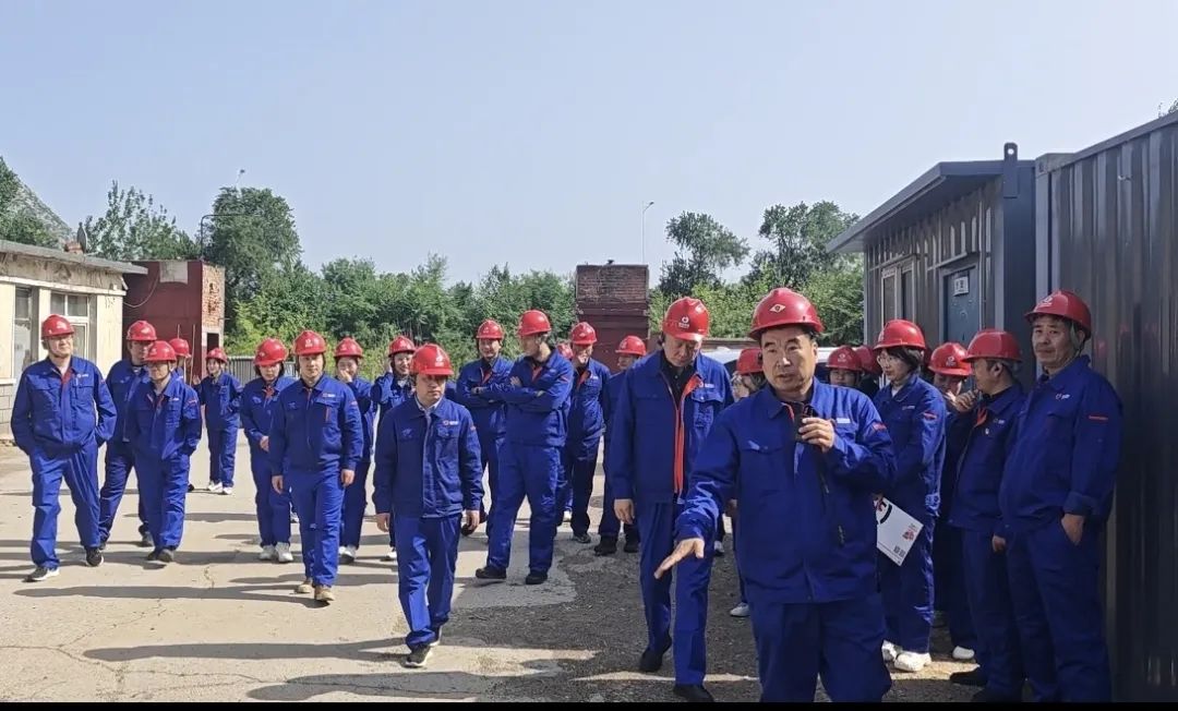 忆峥嵘岁月 谱未来新篇 —— 金达钼业走进老厂区参观活动圆满完成!(图2) 忆峥嵘岁月 谱未来新篇 —— 金达钼业走进老厂区参观活动圆满完成!(图2)